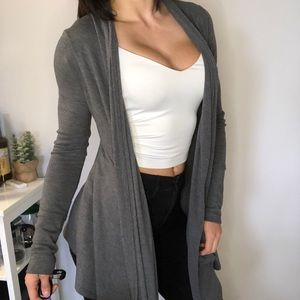 LE CHATEAU flowy cardigan